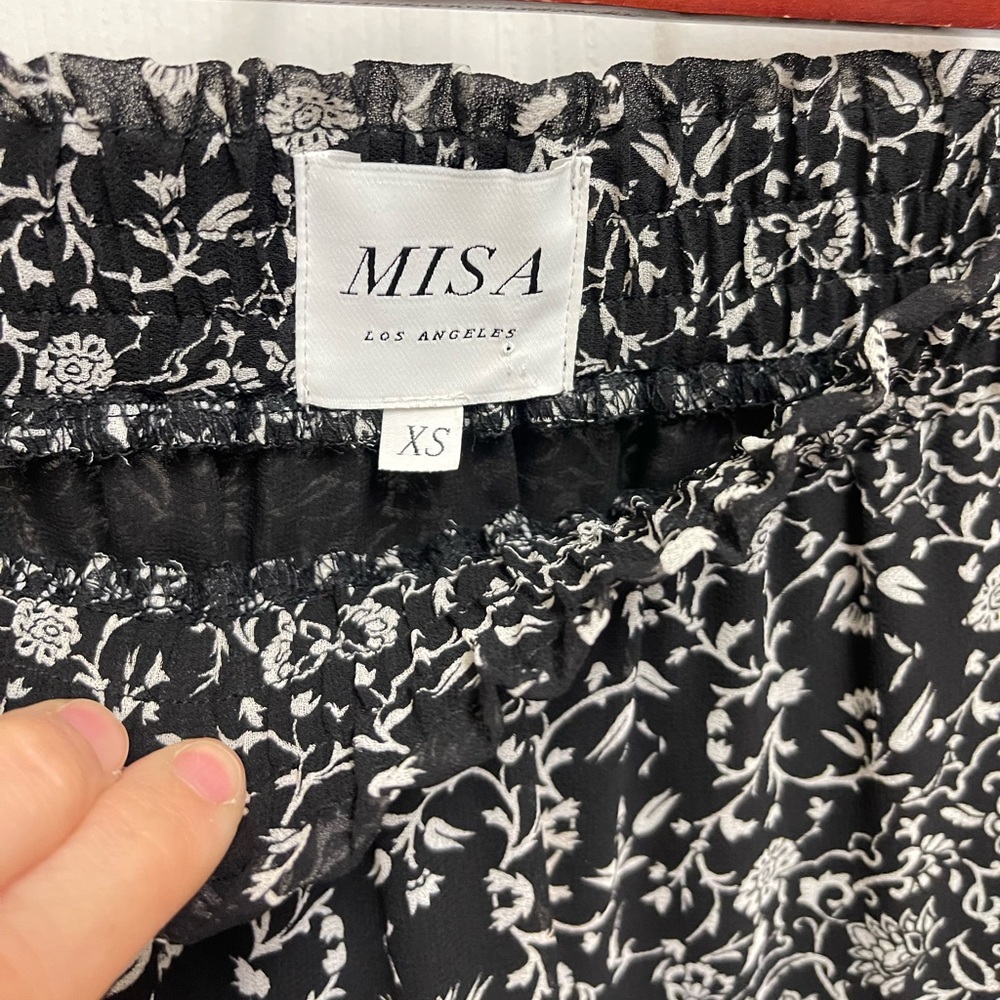 MISA Black and White Mini Skirt - Picture 5 of 9
